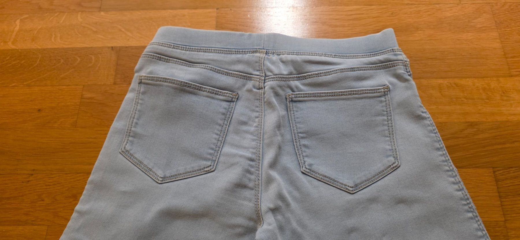 C&A Pantalons: C&A Freizeithose im Jeanslook hellblau / hellgrau - Gr. 152 – D'occasion à Fällanden par zeno01 5