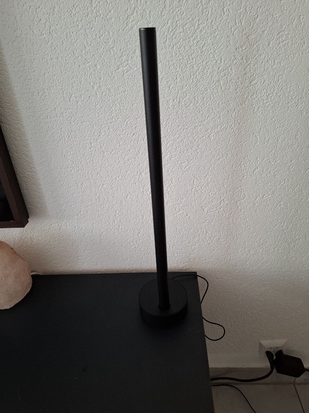 Philips Lampade: 2x Philips hue gradient signe lampe de table – Usato da Fully venduto da Taaat 2