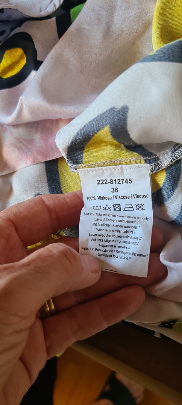 T-shirt: Shirt von "frogbox", Grösse 36 (eher M) – Usato da Untersiggenthal venduto da elisabeth076 3