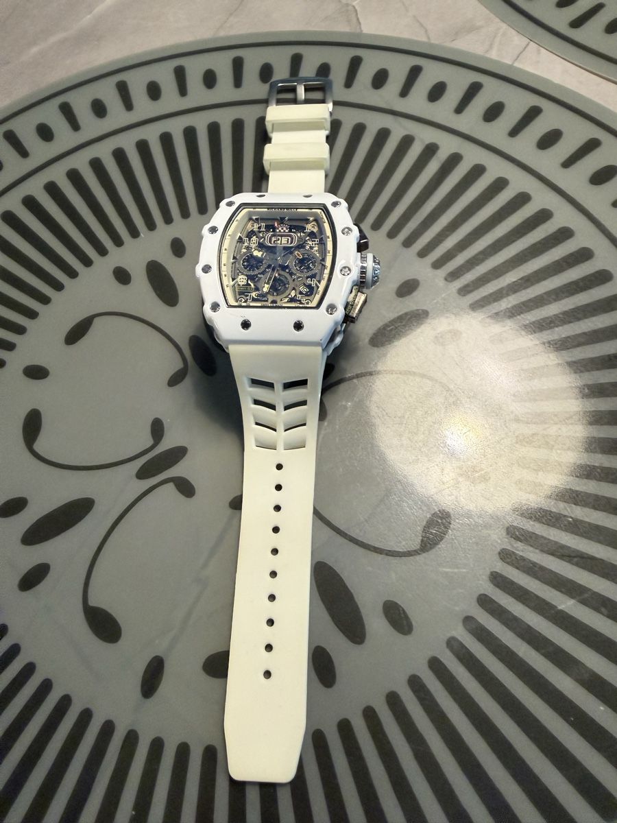 Montres: Uhr weiss – Neuf (Voir description) à Luzern par TheDoctor05