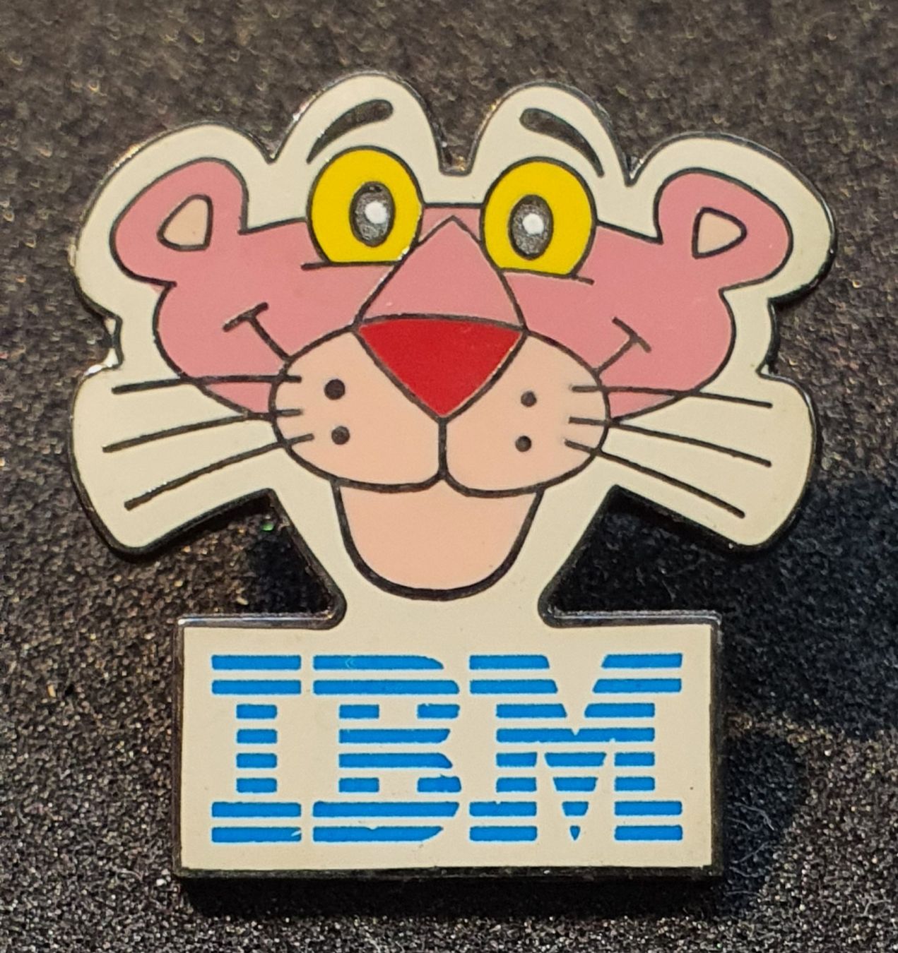 Plaketten & Abzeichen: S905 - Pin IBM Pink Panther – Gebraucht aus Reinach BL von Boston-Verkauf