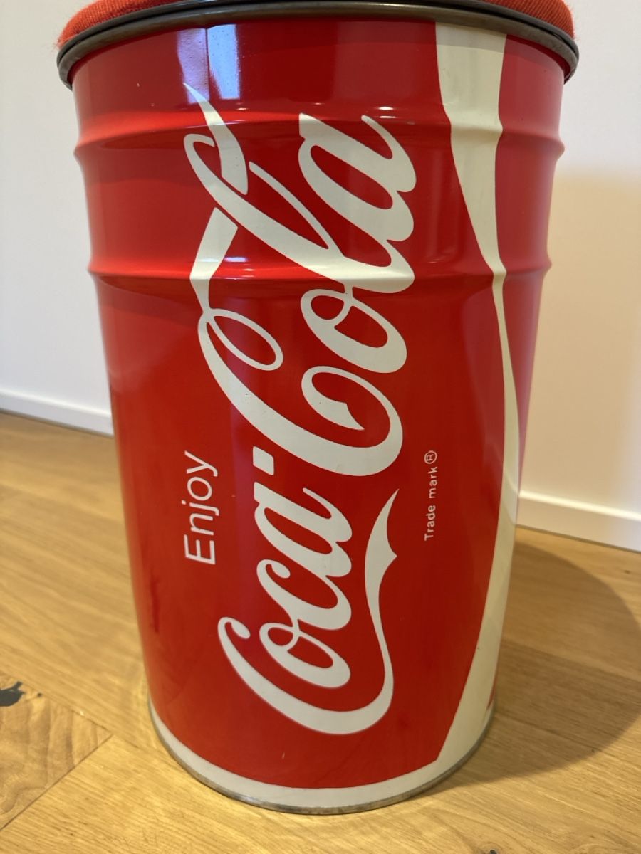 Sgabelli: Coca-Cola Hocker rot/weiss guter Zustand – Usato da Salenstein venduto da Oliver0808 1