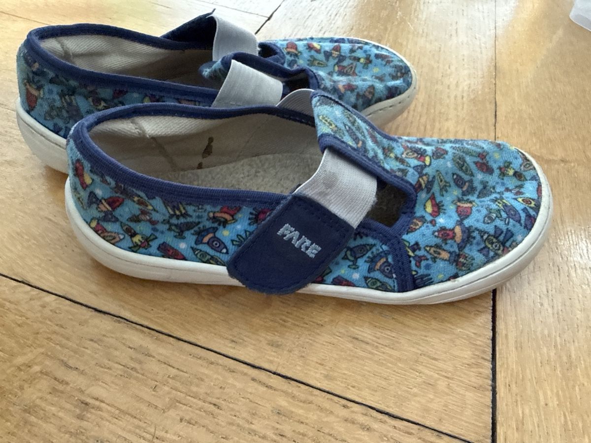 Scarpe per ragazzi: Farebare Finken Gr 32 – Usato da Basel venduto da lil01