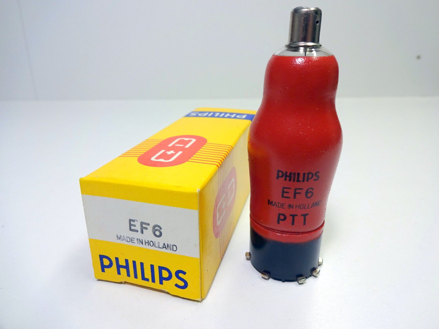 Composants électroniques: PHILIPS EF6 – Neuf (Voir description) à Wettingen par Xtra0