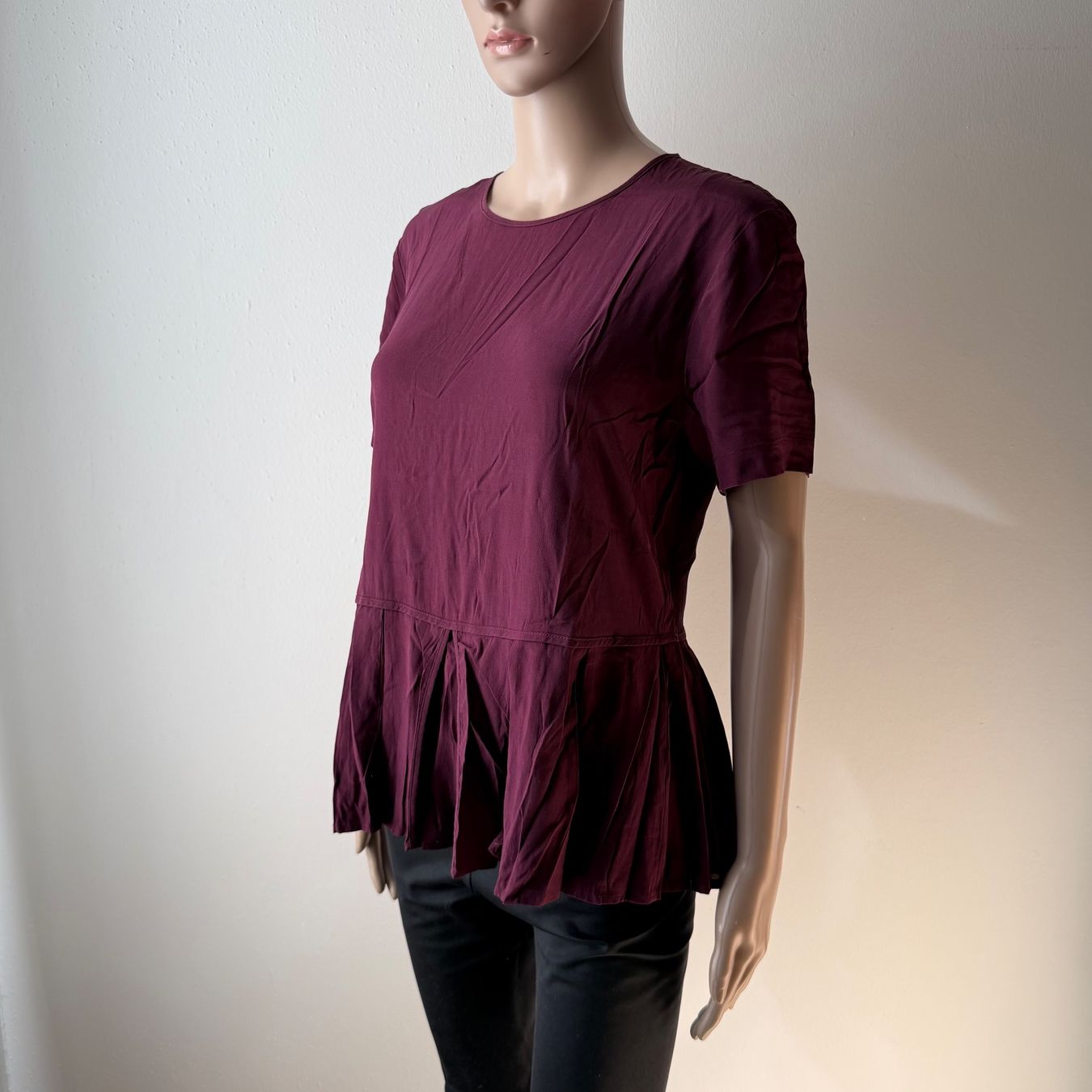 DKNY T-shirts: DKNY Seidenshirt 🩷 – D'occasion à zürich par vintage12 2
