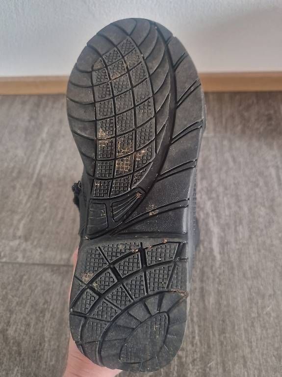 Scarpe da uomo: Motorrad Stiefel Grösse 38 schwarz – Usato da Surrein venduto da deb_sjh6 1