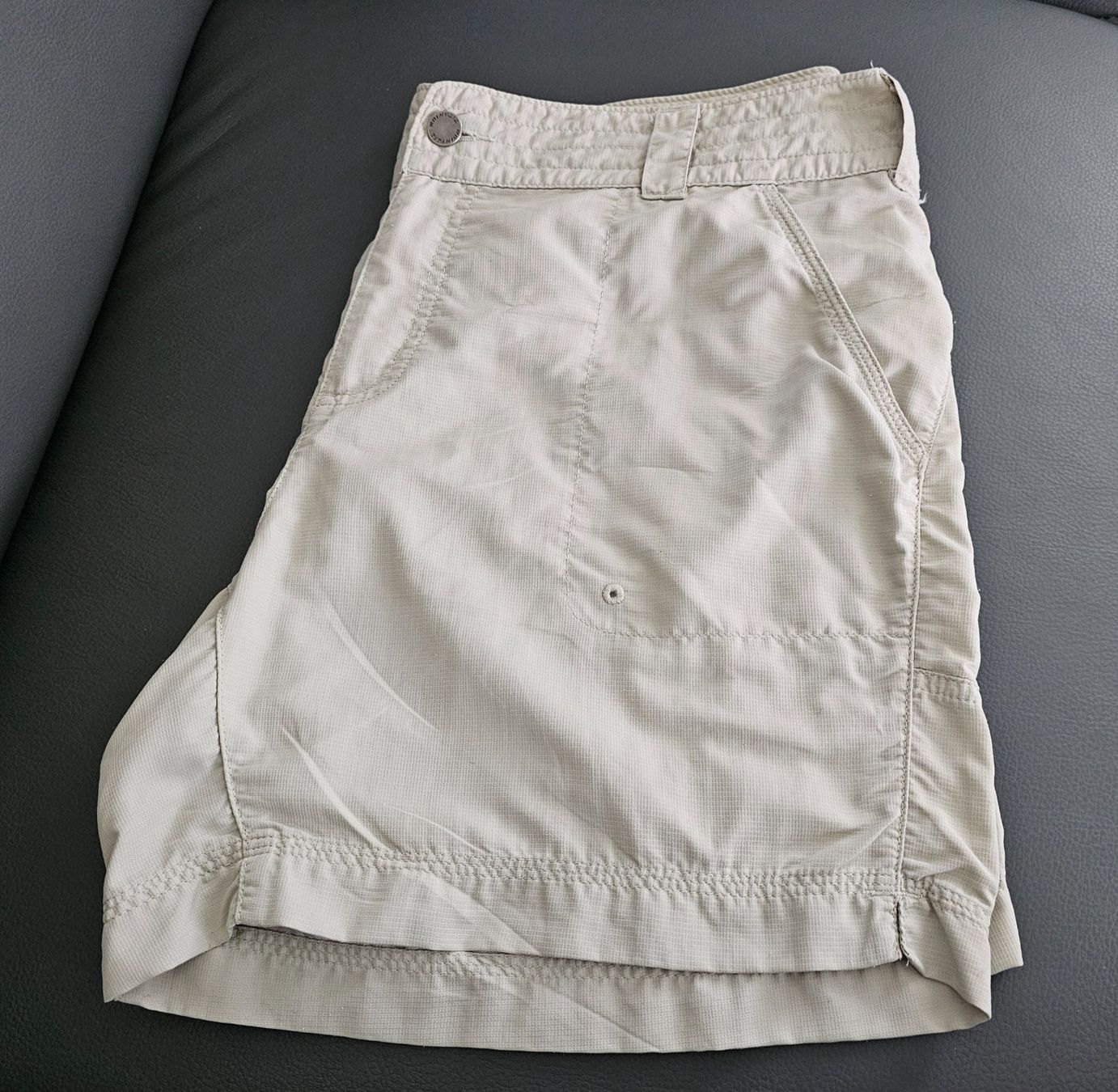 Columbia Pantaloni: *COLUMBIA TITANIUM* Damen Schorts gr.14 – Usato da Bronschhofen venduto da Xena37 5