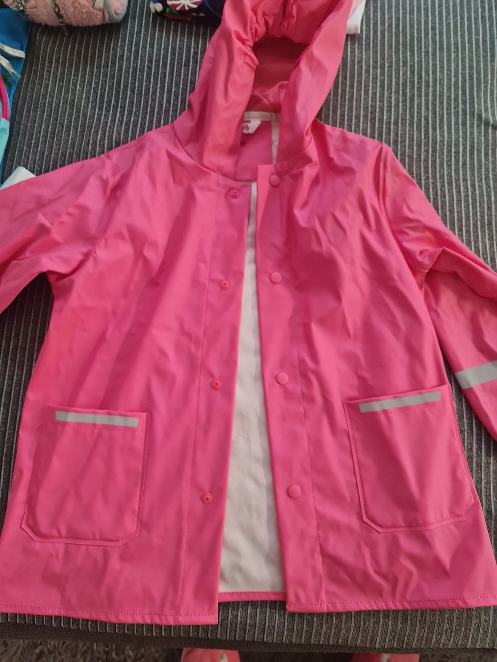 Vestes & Manteaux: Regenjacke – D'occasion à Ehrendingen par Ince2016