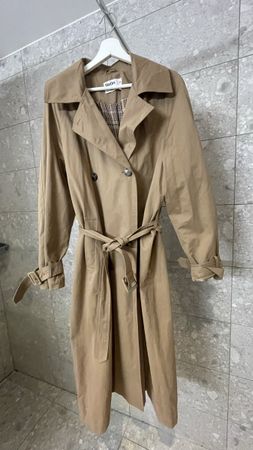 Trenchcoat beige Grösse M guter Zustand