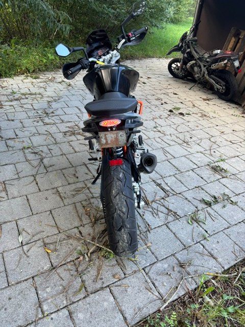 KTM Strada: 690 Duke schwarz – Usato da Ramiswil venduto da cor_5qml 3