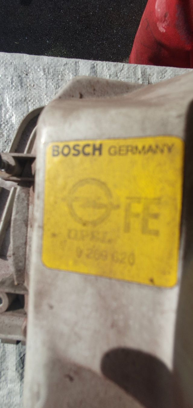 Opel Fari: Bosch OPEL ASCONA B Scheinwerfer RECHTS H4 – Usato da Langnau i. E. venduto da Superseven69 5