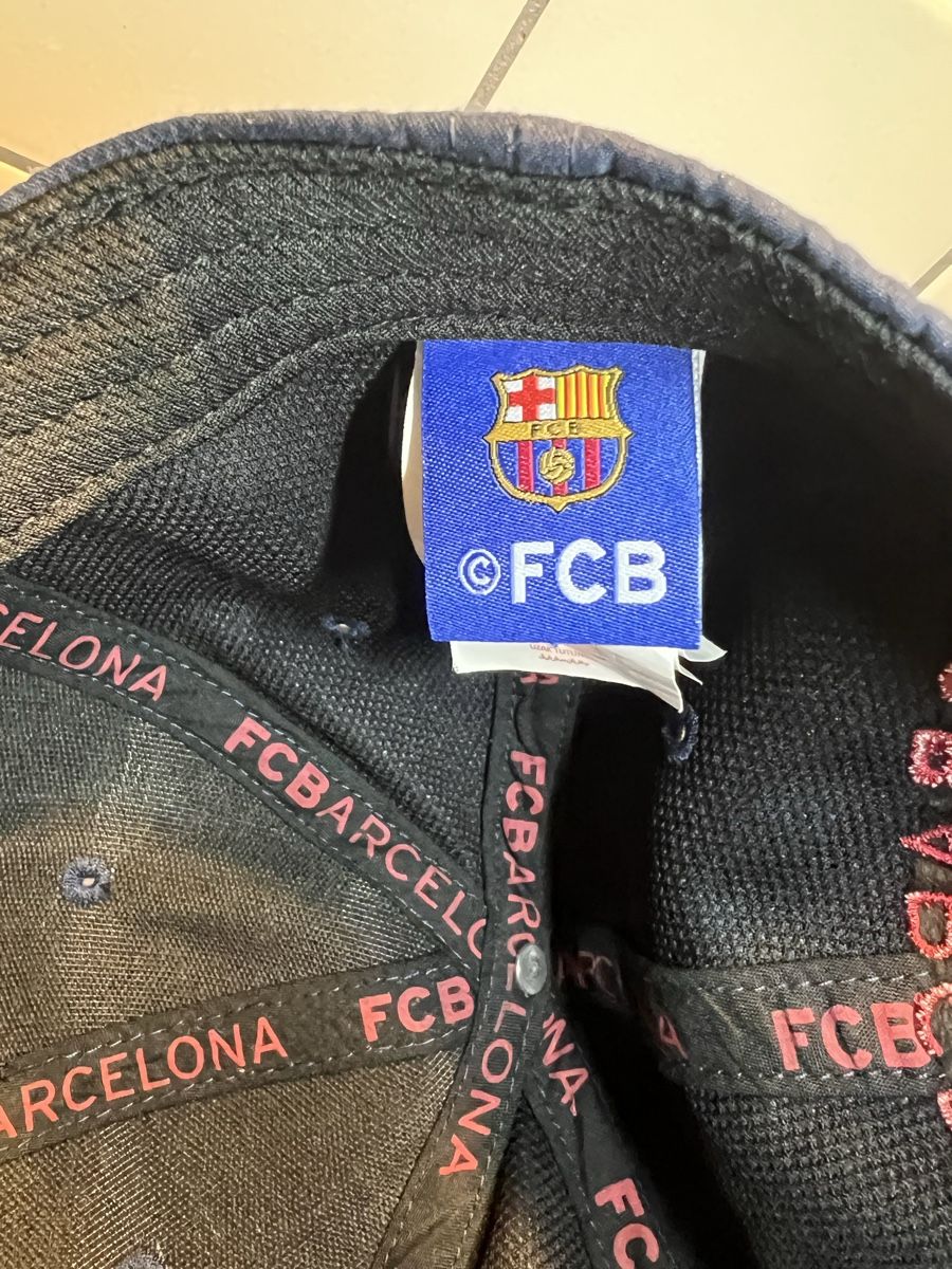 FC Basel Copricapi, berretti & cappellini: FCB Cap 🧢 Mütze Barcelona – Usato da Sevelen venduto da Ritiplampi 6