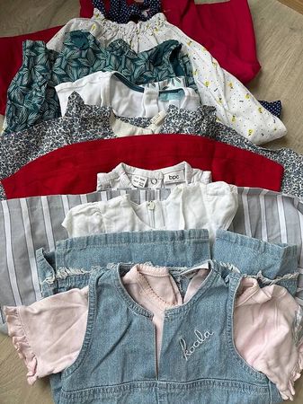 8 robes, taille 80-86cm