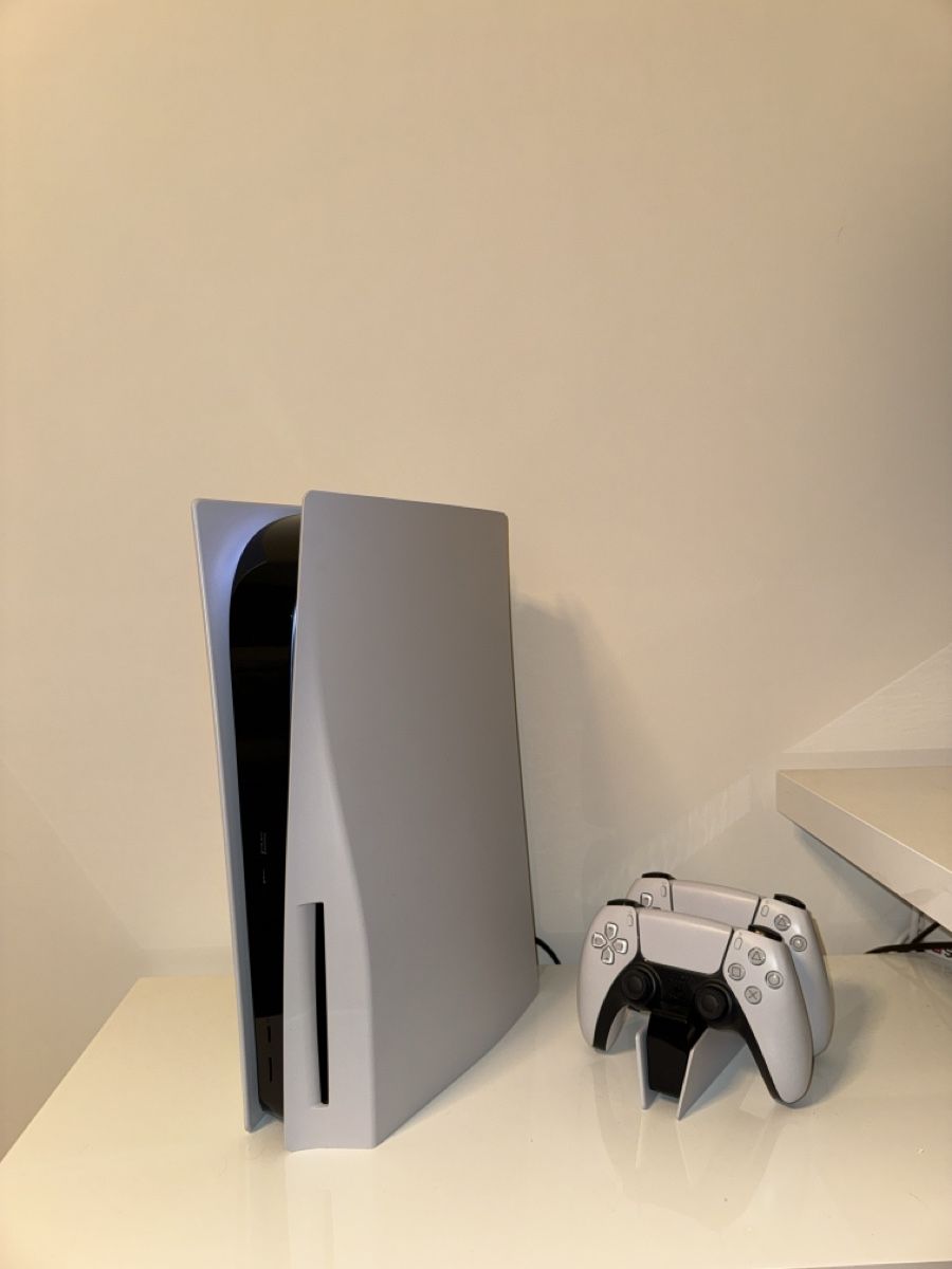 Sony Konsolen: PS5 Gaming Setup – Gebraucht aus Wädenswil von  2