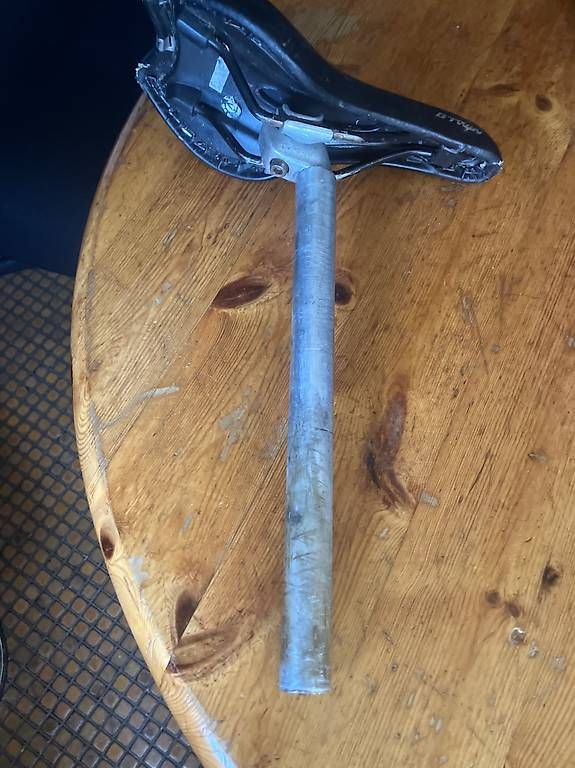 Pezzi di ricambio: Selle de vélo avec Tige BTWEN – Usato da Genève venduto da sbo_ks28 2