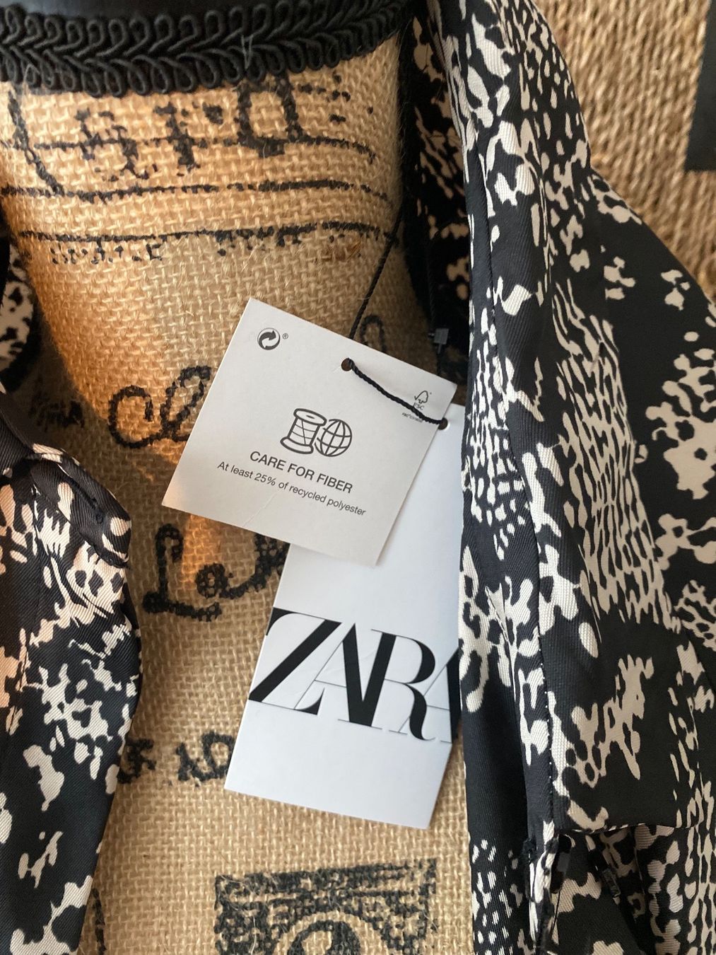 Zara Blusen: ZARA shirt, XL, snake print – Neu (gemäss Beschreibung) aus Safenwil von rgs_tg62 3