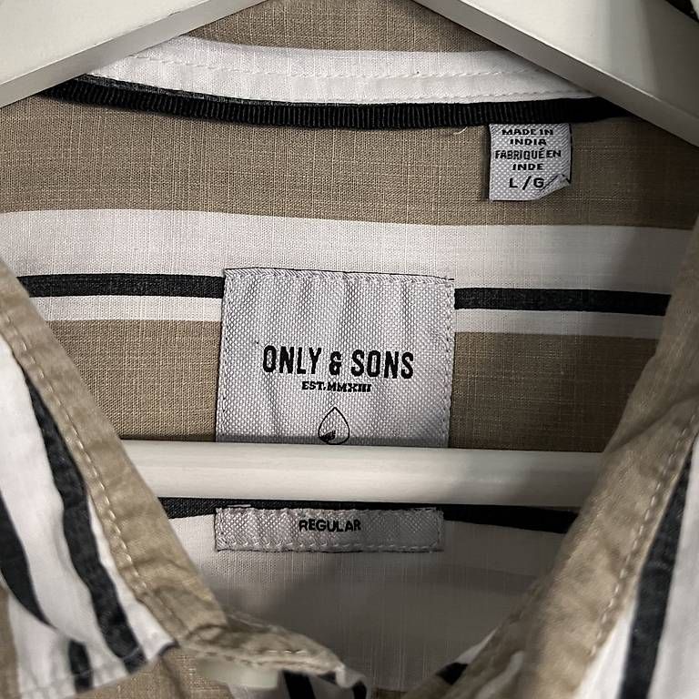 Camicie: Gestreiftes Hemd von Only & Sons, Grösse L – Usato da Neerach venduto da twerner1 2