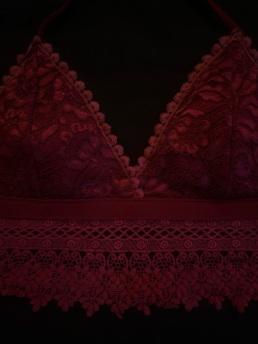 Top: Spitzen Bralette   – Usato da Münchenbuchsee venduto da Luna171 1