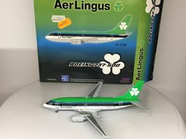 Aer Lingus Flugzeugmodell Boeing 737-500 1:200 AVIATON 200
