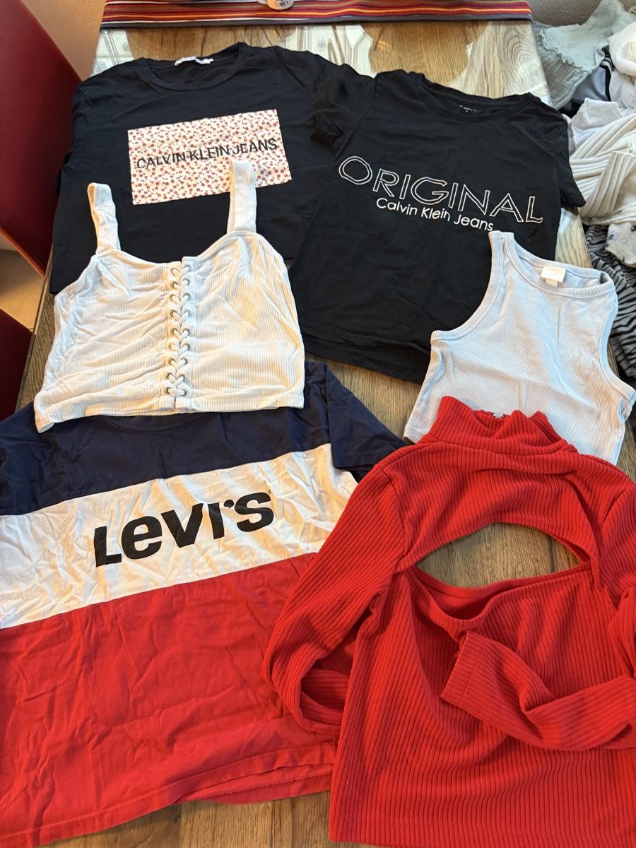 Lotti di vestiti: Mega-Kleiderpaket mit 35 Teilen  – Nuovo (secondo la descrizione) da Möhlin venduto da Palessandro91 2