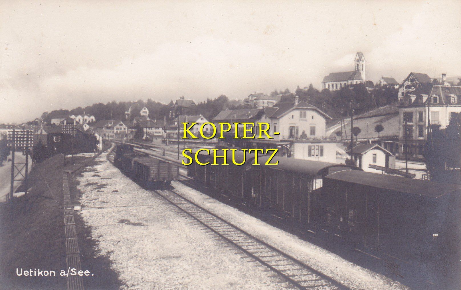 Cartoline postali: Uetikon am See - Bahnhof /ad – Usato da Hombrechtikon venduto da Rudolf07