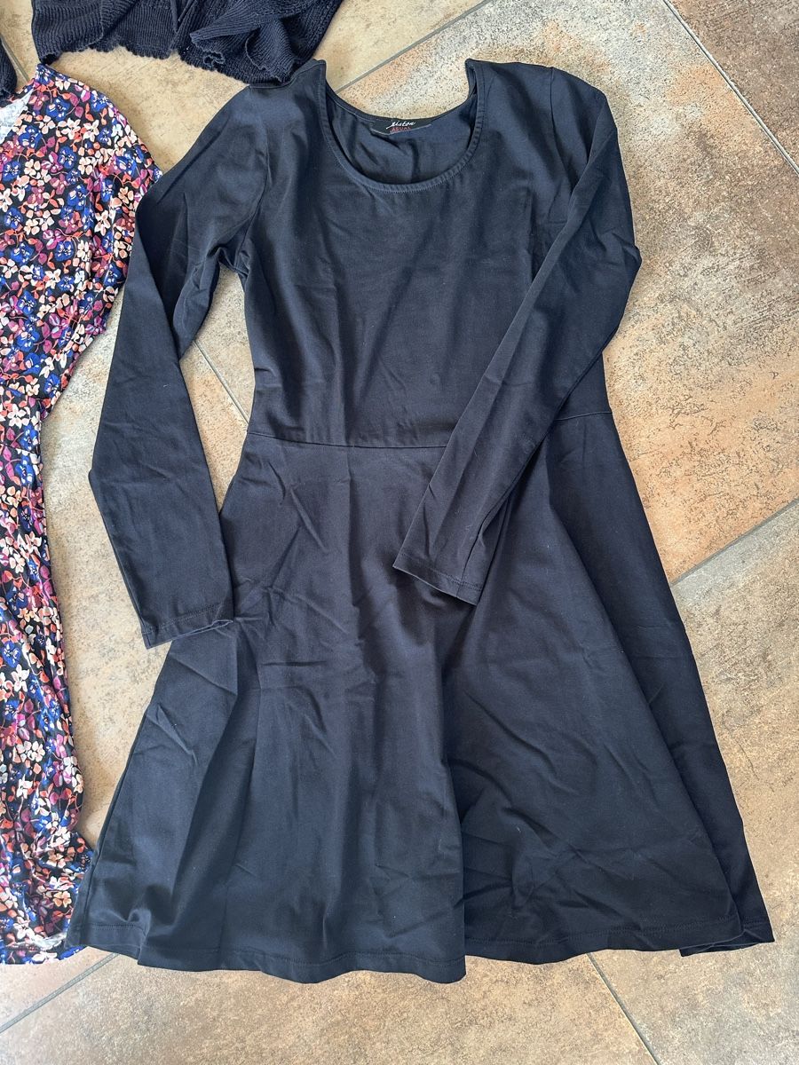 Lotti di vestiti: Kleider, Gr. 38 – Nuovo (secondo la descrizione) da Hölstein venduto da oldhaus 3