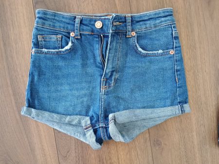 Jeans shorts kurze Hosen Grösse XS (146)