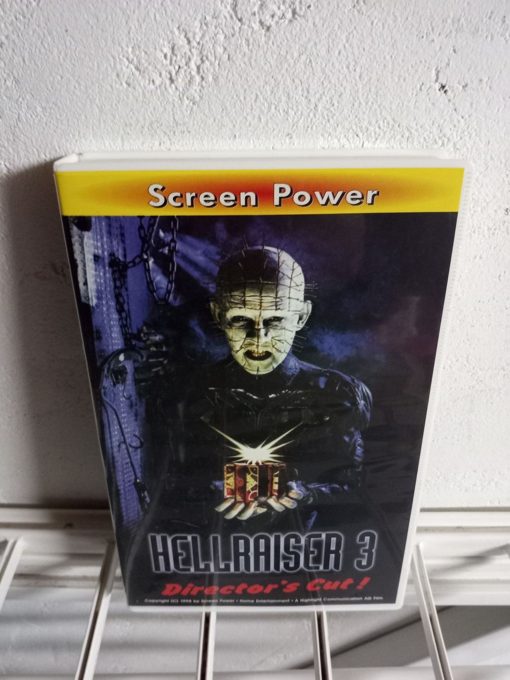 Tutti i VHS: VHS HELLRAISER 3 SCREEN POWER VIDEO DIRECTOR' S CUT HORROR – Usato da Brienz BE venduto da INTERNALFIRE