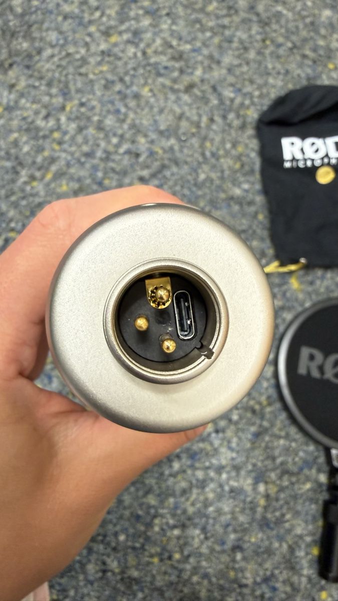 Røde Mikrofone: RØDE NT1 5th Generation Large Diaphragm Condenser Microphone – Neu (gemäss Beschreibung) aus Champfèr von tbu_rr9y 5