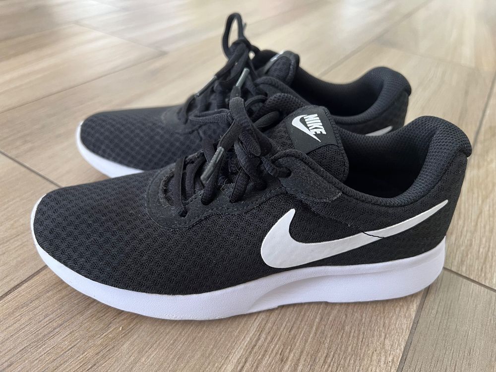 Nike discount tanjun 36.5