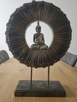 Buddha Figur im Kreis Dekoobjekt