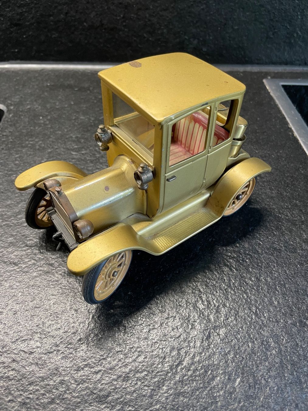 Schuco Modellini d'auto: Schuco 1071 Consul Oldtimer Ford T - Feuerzeug – Usato da Lindau venduto da Gybsi0 3