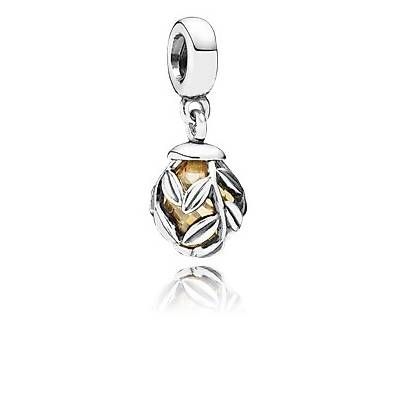 Pendentifs: Original Pandora Charm – D'occasion à Bürglen UR par VKorchynskyi 2