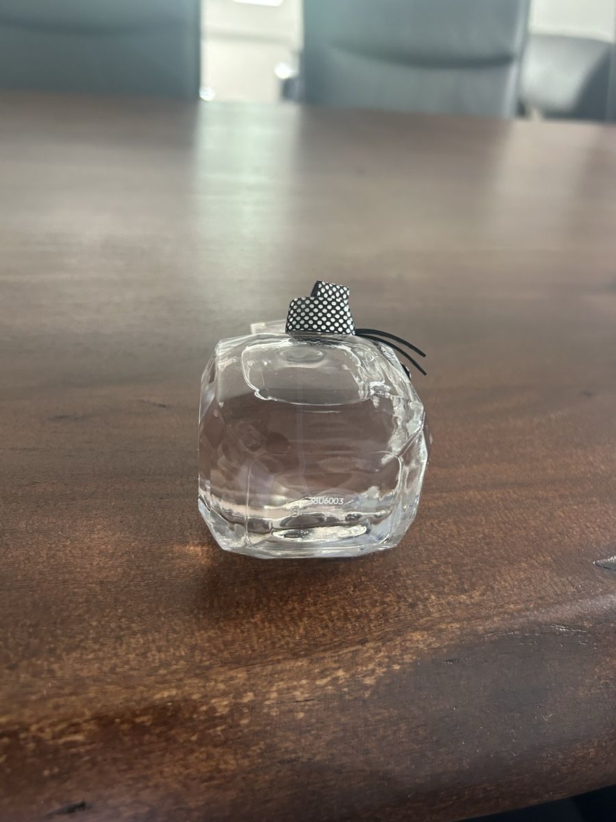 Saint Laurent Profumi & Eau de Toilette: Parfum Yves Saint Laurent  – Usato da Ried (Muotathal) venduto da Tardiana 1