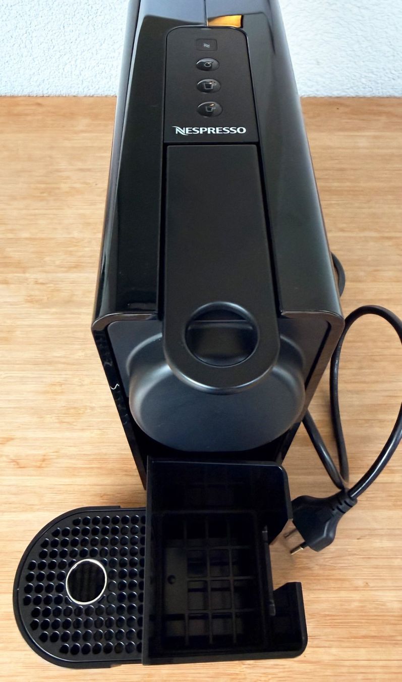 Krups Macchine per caffè & Macchine per espresso: Krups Nespresso Kaffeemaschine – Usato da Attinghausen venduto da 77M. 5