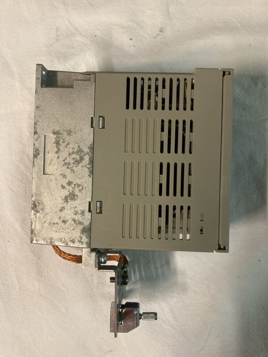 Schneider Componenti elettronici: Servoumrichter Schneider Electric LXM05BD10M2 – Usato da Rothrist venduto da Seafarer68 4