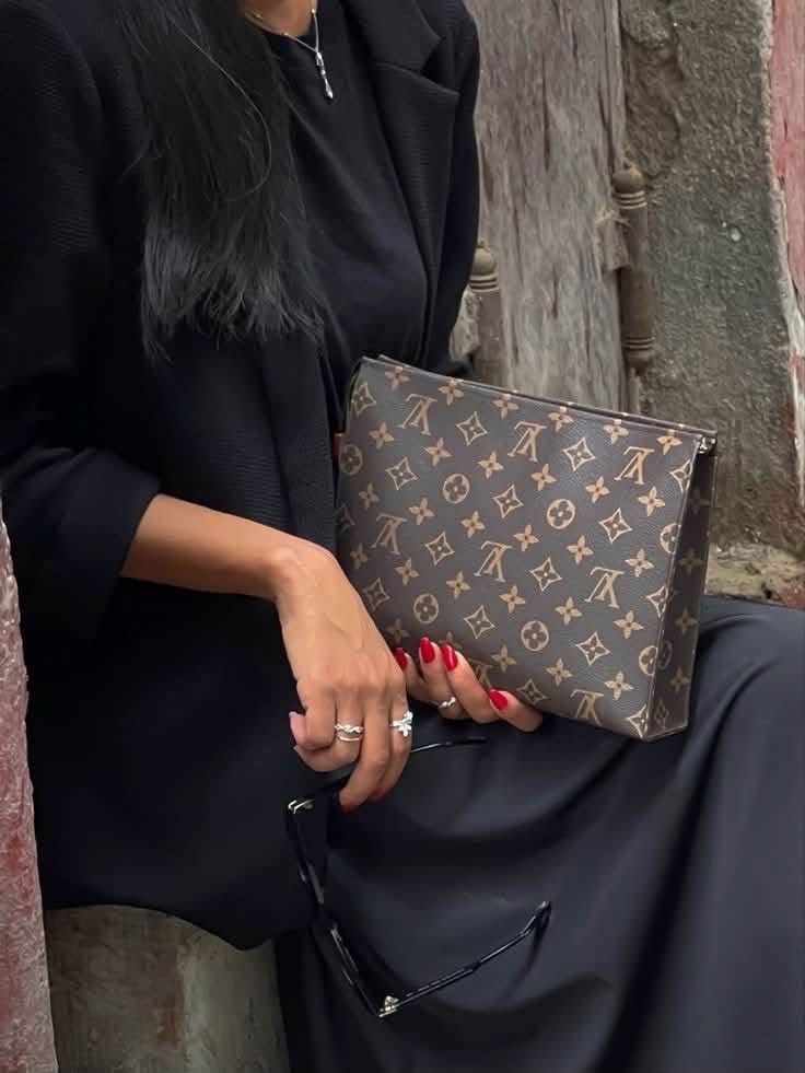Louis Vuitton Taschen: Louis Vuitton Toiletry Pouch 26 cm full set – Gebraucht aus Buch am Irchel von Pukpan_99 8