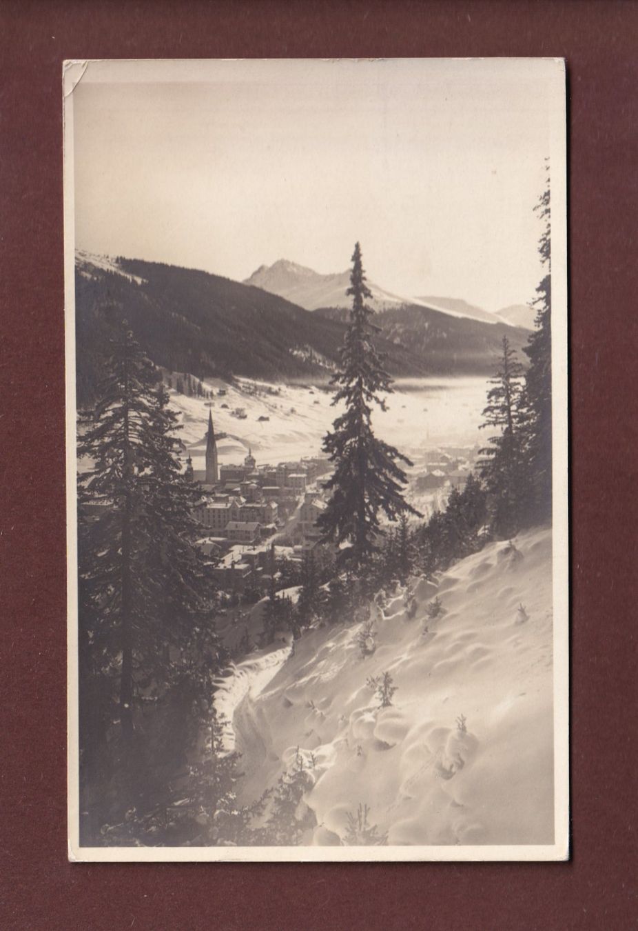 Cartoline postali: Durschblick auf DAVOS-PLATZ – Usato da Pully venduto da nicecards