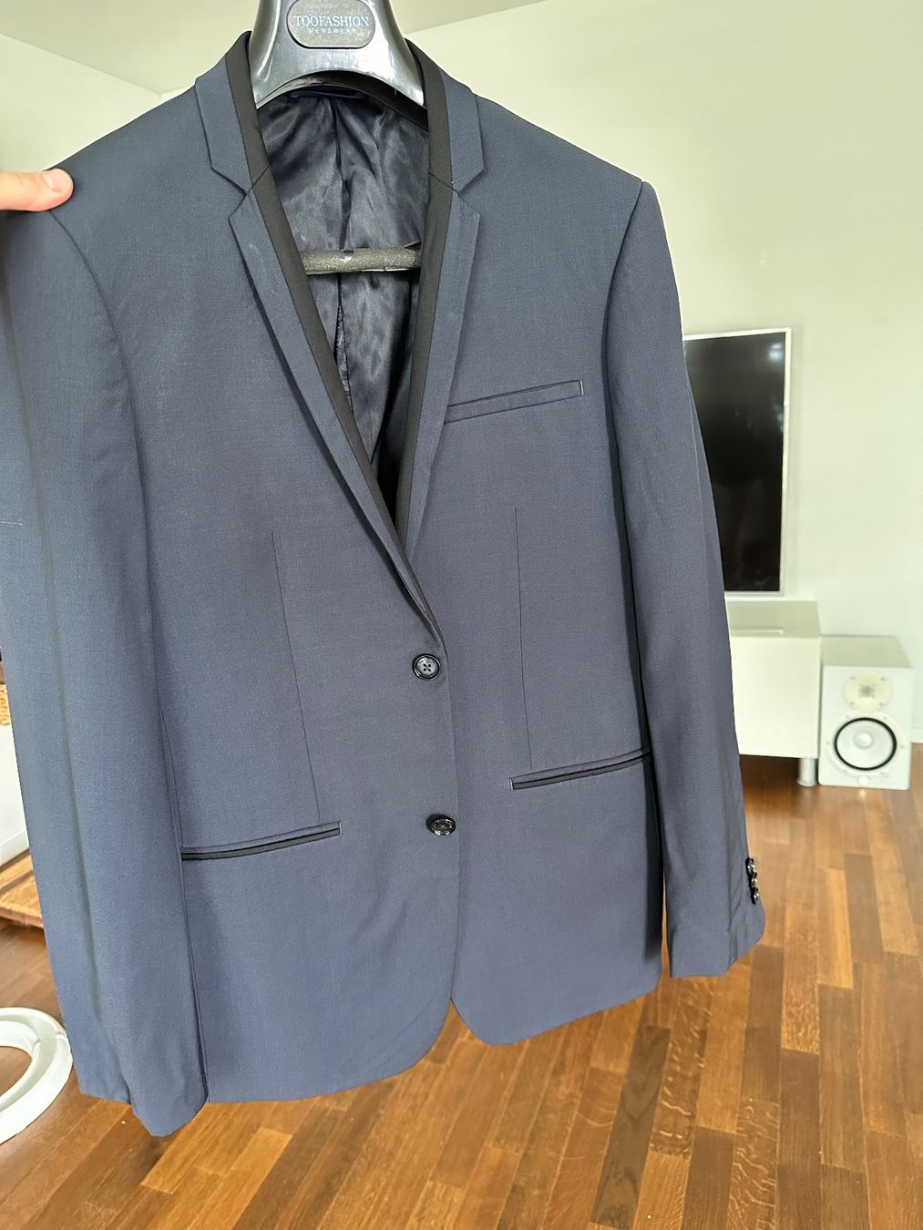 Completi: Anzug Toofashion – Usato da Dietikon venduto da mike.thorton