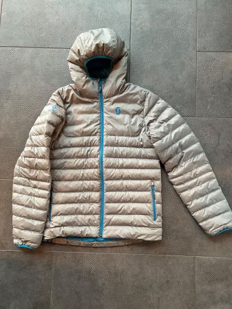 Scott Isolierjacke grau mit Kapuze in gutem Zustand