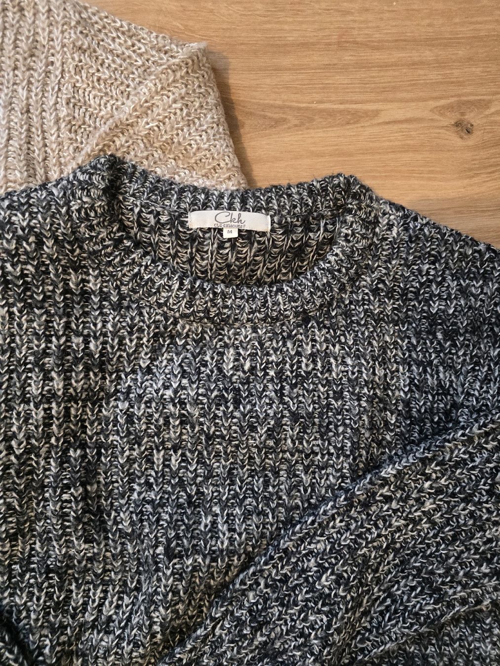 Maglioni & Felpe: 2 kuschelige Pullover Gr. M – Usato da Aadorf venduto da mona_speedy 2