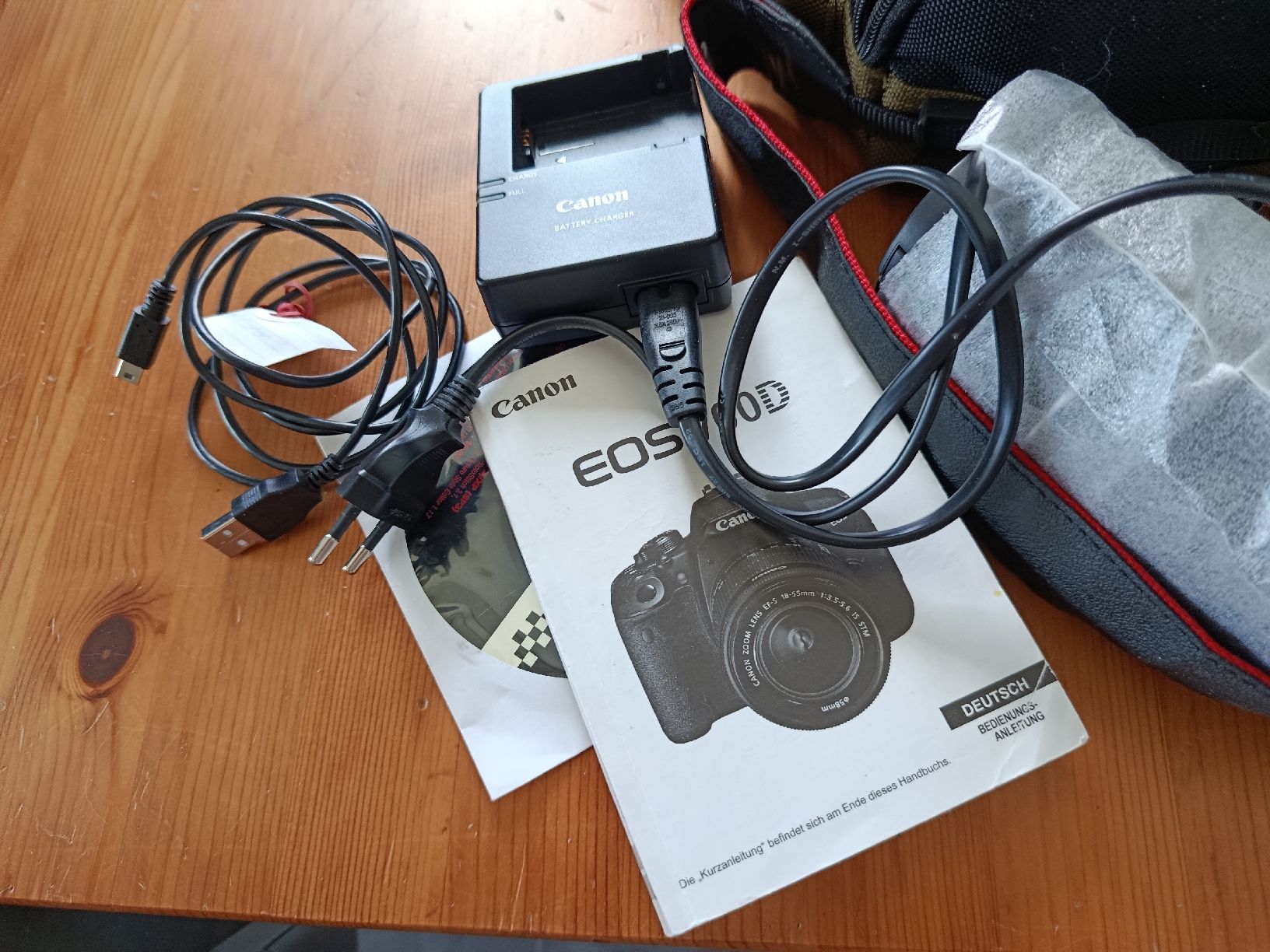 Canon Fotocamera: Canon EOS 700D mit 2 Objektiven – Usato da Gerlafingen venduto da JessicaBruppacher 2