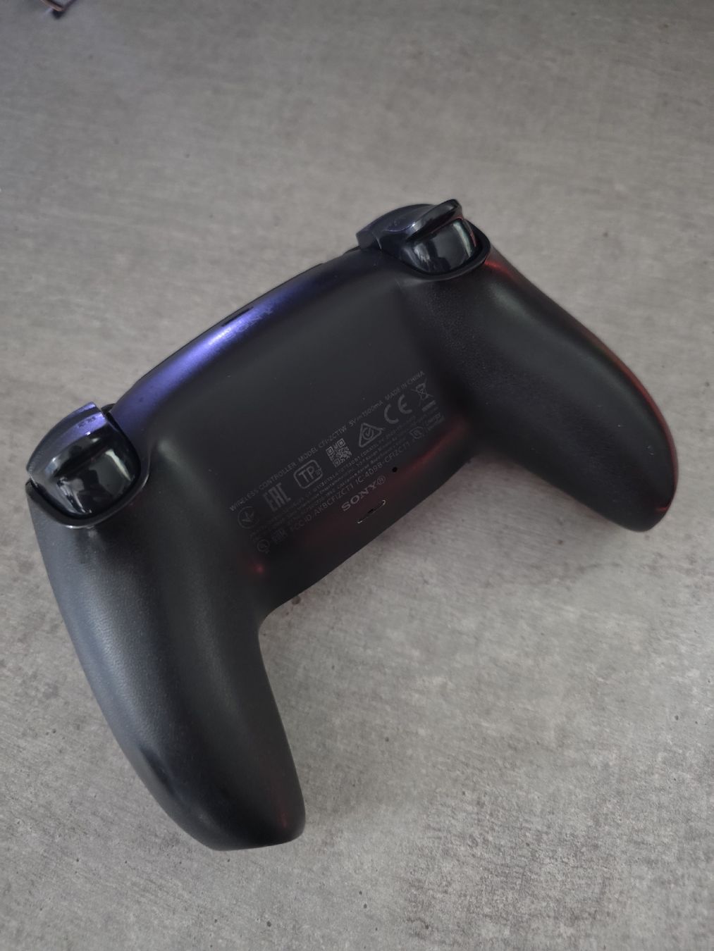 Sony Manettes: PS5 Dualsense Controller - Elden Ring! – Neuf avec emballage d'origine à Sargans par ver_ncy5 3