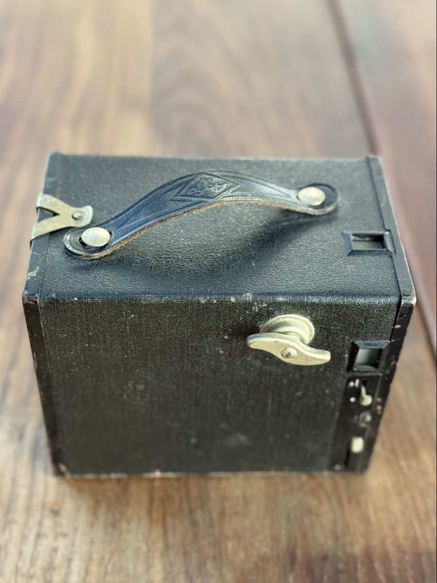 Agfa Fotocamera: Antique Agfa Box Camera - 1930s Germany - Vintage – Usato da Commugny venduto da semamonfrinoli 1