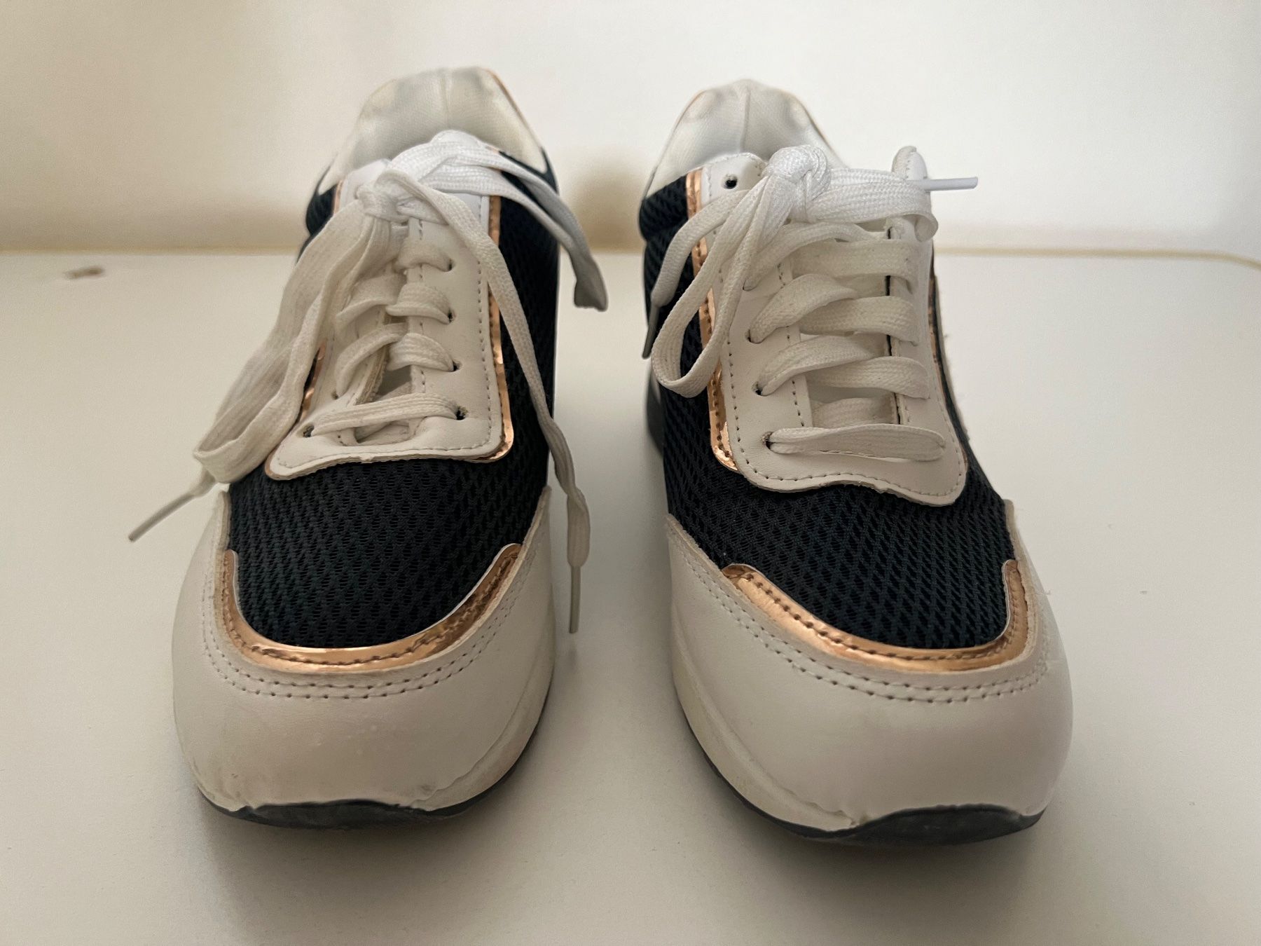 Scarpe da donna: Basket – Usato da Sierre venduto da mimi7575 1