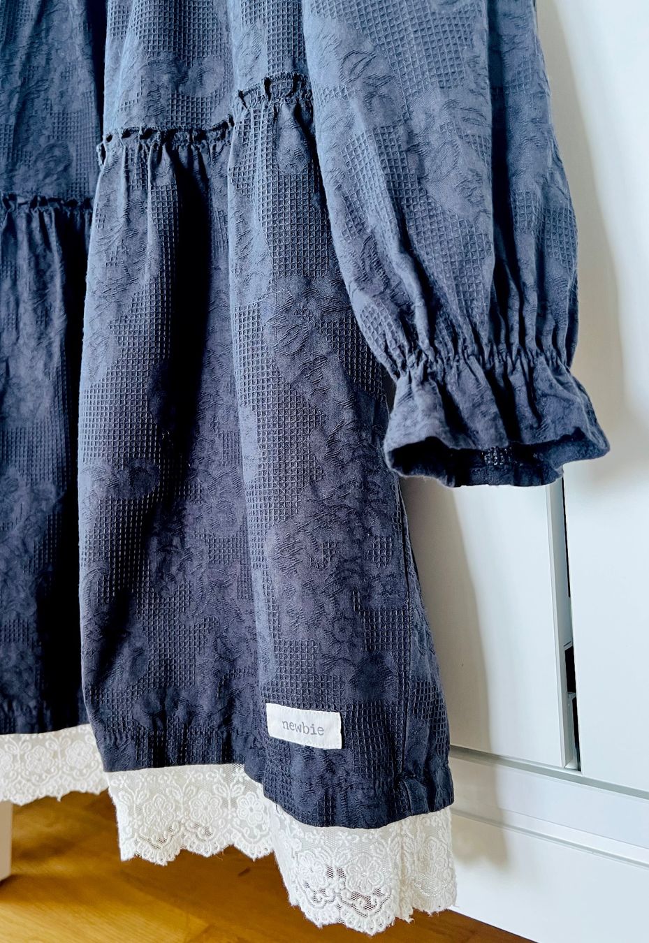 Vestiti & Gonne: Newbie 122 elegant schwarz Spitze – Usato da Burgdorf venduto da rulan 2