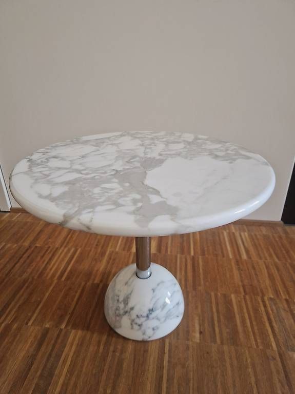 Tische: Couchtisch / Beistelltisch Marmor – Gebraucht aus Zürich von 37g