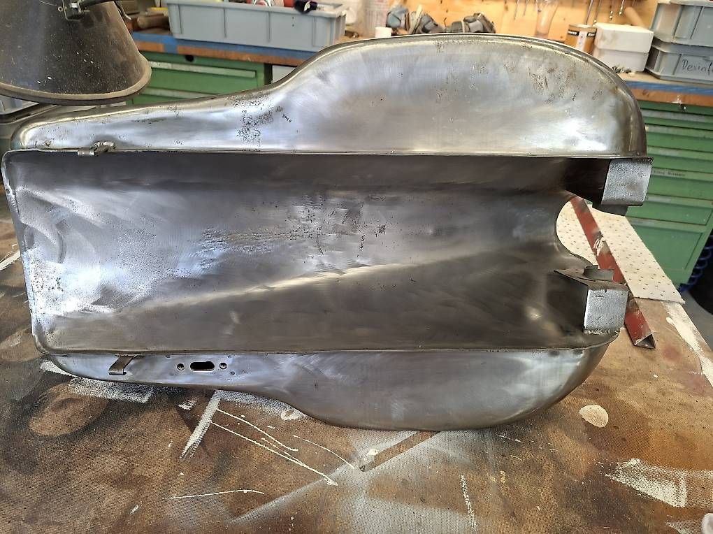 Accessori per altri veicoli: Stahltank, cafe racer umbau – Usato da Uster venduto da Kim50 4