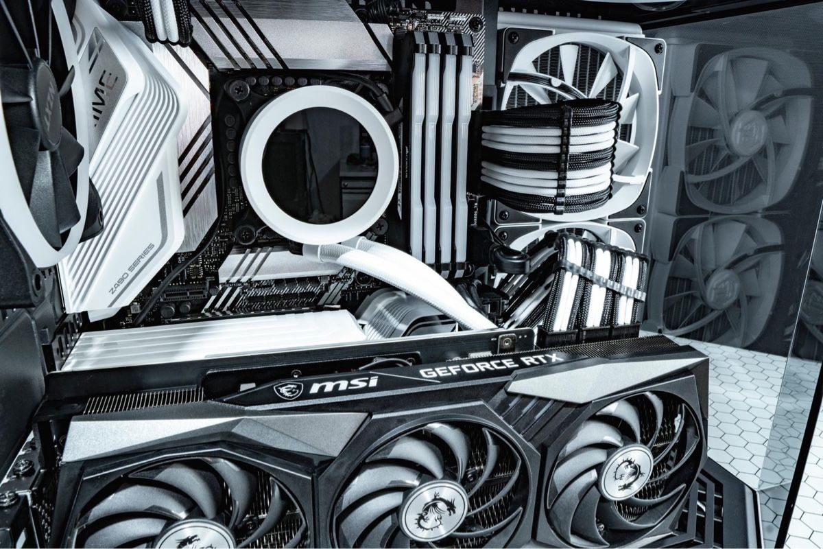 PC: Gaming PC "Arctic White" – Usato da Würenlos venduto da dailymendi 4