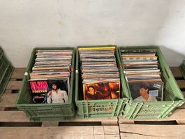 3 caisses de disques vinyle 33 tours